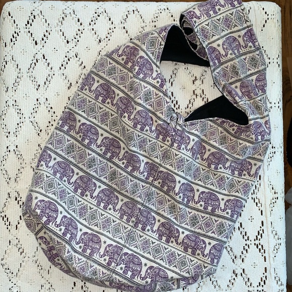 Canvas Elephant Print Hobo Sling Bag - Picture 7 of 10